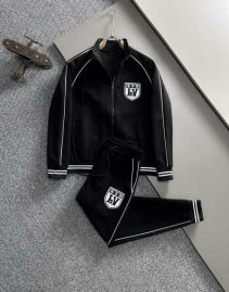 Picture of LV SweatSuits _SKULVM-3XLkdtn8929276